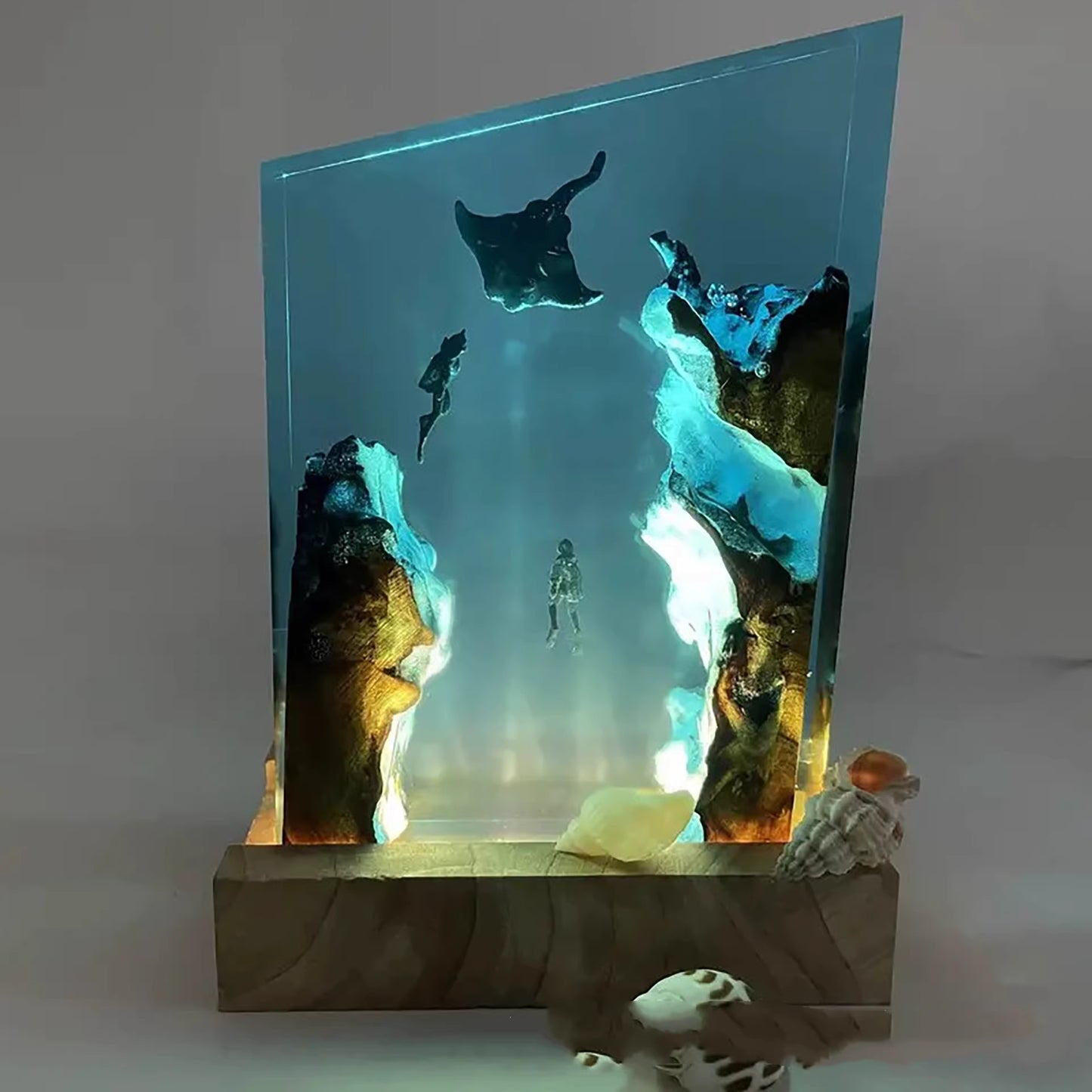 Batfish Resin Lamp