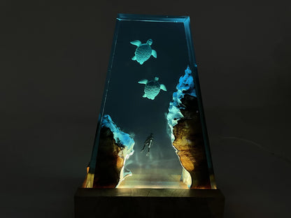 Turtle Resin Lamp
